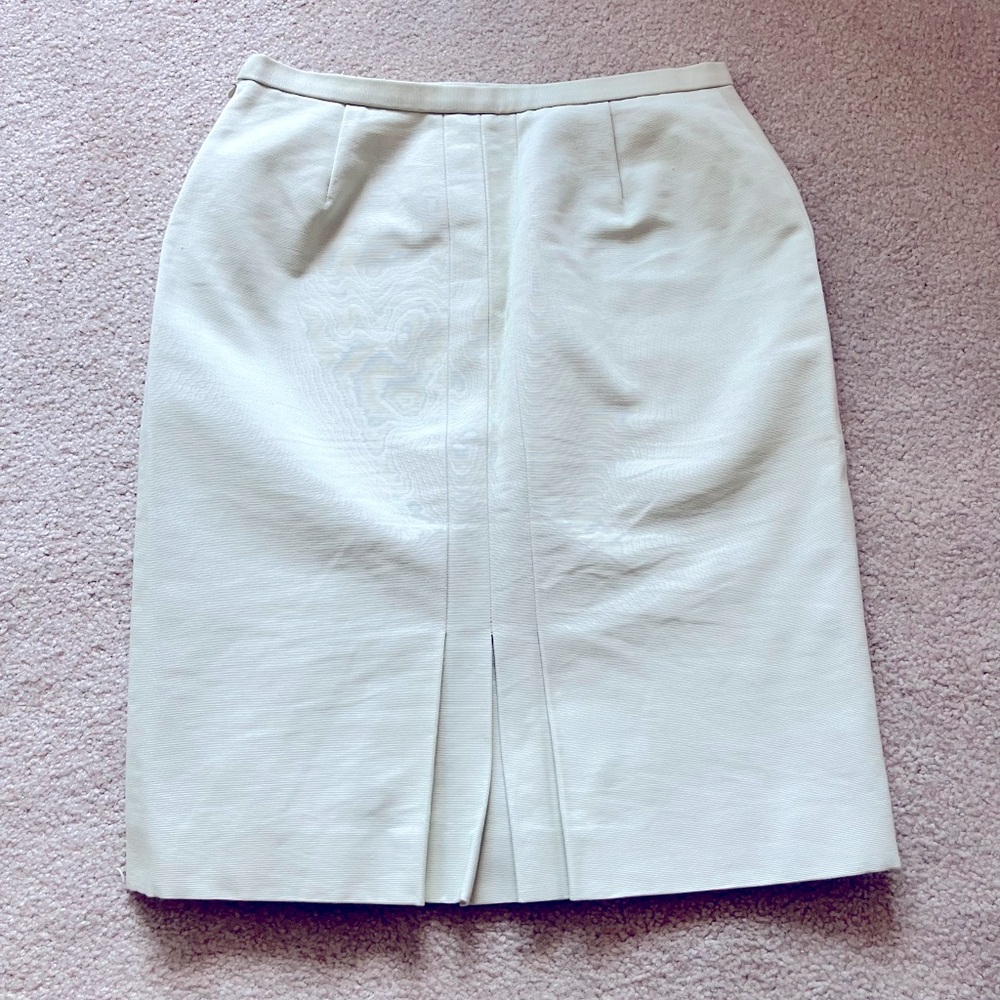 Ann Taylor Petites Light Key Lime Color Lined Pencil Skirt With Back Ruffles